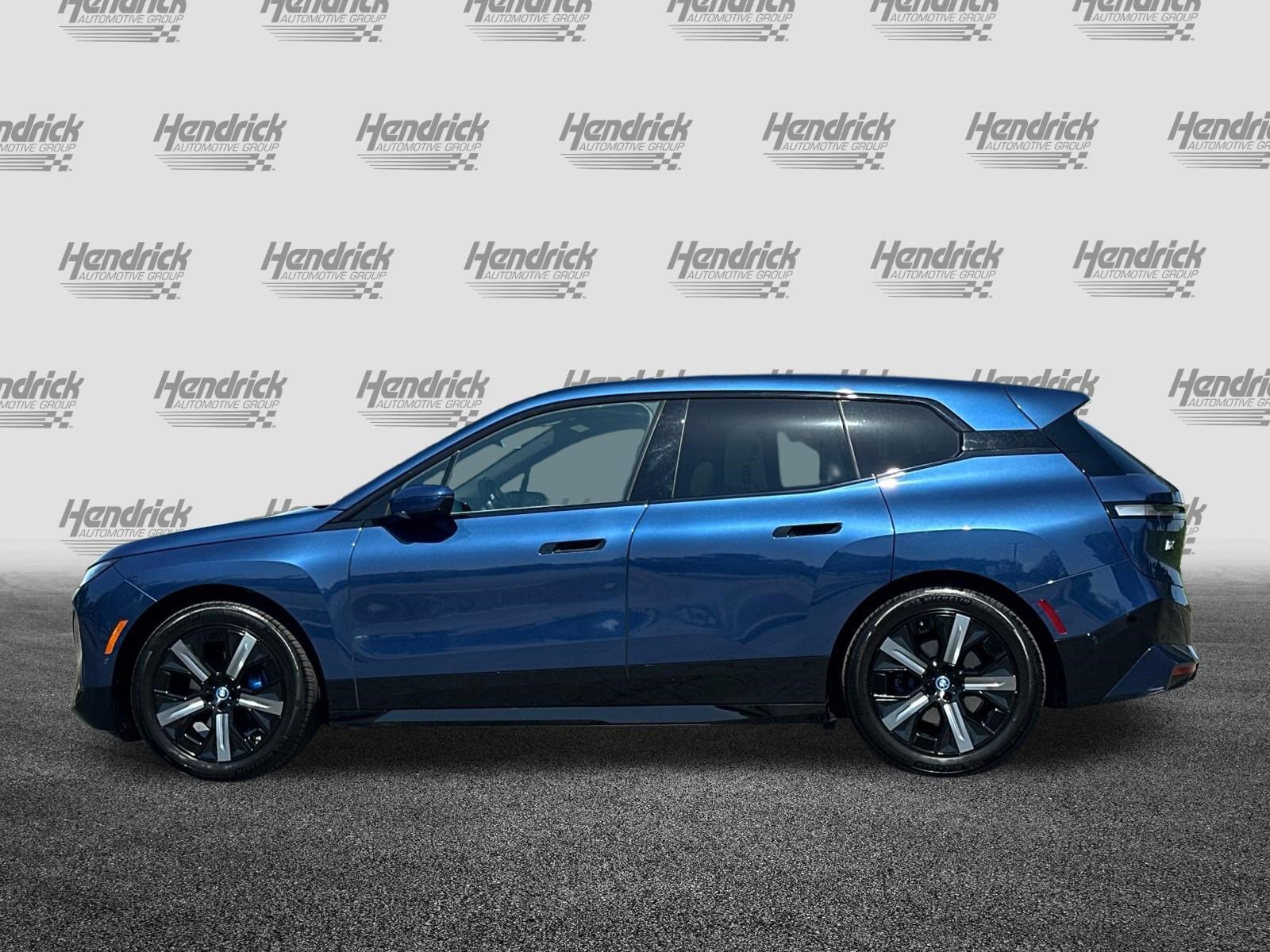 Certified 2023 BMW iX xDrive50 w/ Premium Package AWD/4WD image 8
