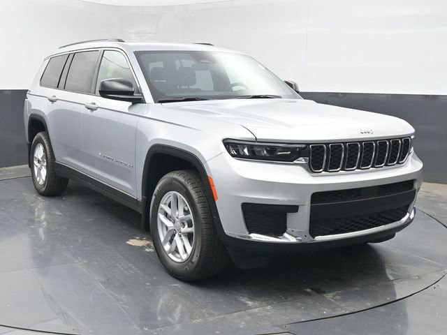 Used 2025 Jeep Grand Cherokee L Laredo w/ MOPAR Finishing Package AWD/4WD image 1