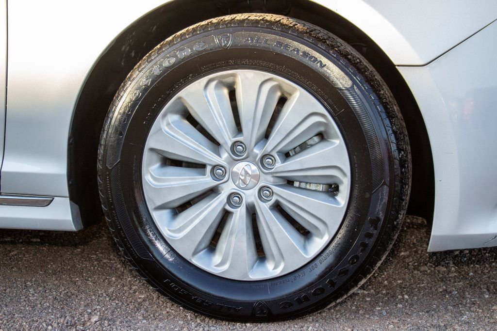 Used 2016 Hyundai Sonata SE image 10