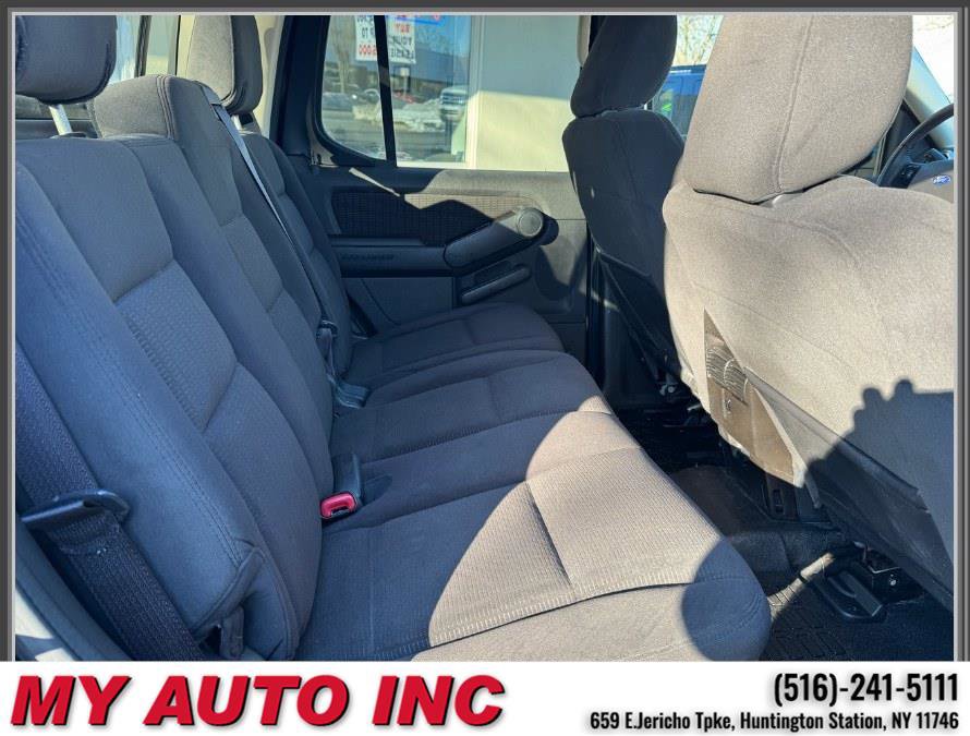 Used 2010 Ford Explorer Sport Trac XLT image 28