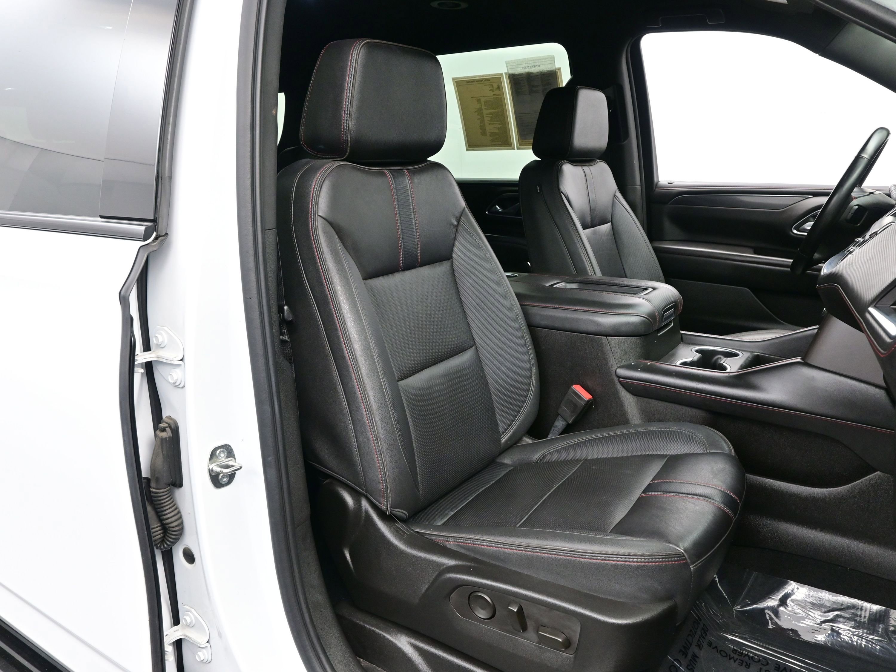 Used 2023 Chevrolet Suburban RST w/ Luxury Package image 15