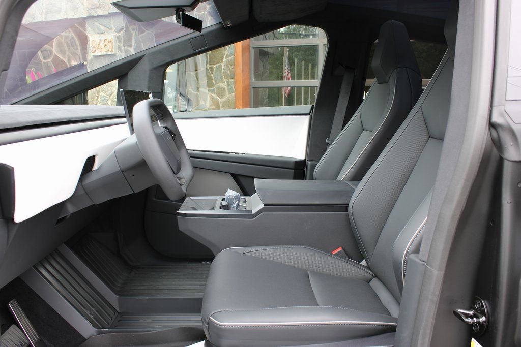 Used 2024 Tesla Cybertruck Cyberbeast image 19