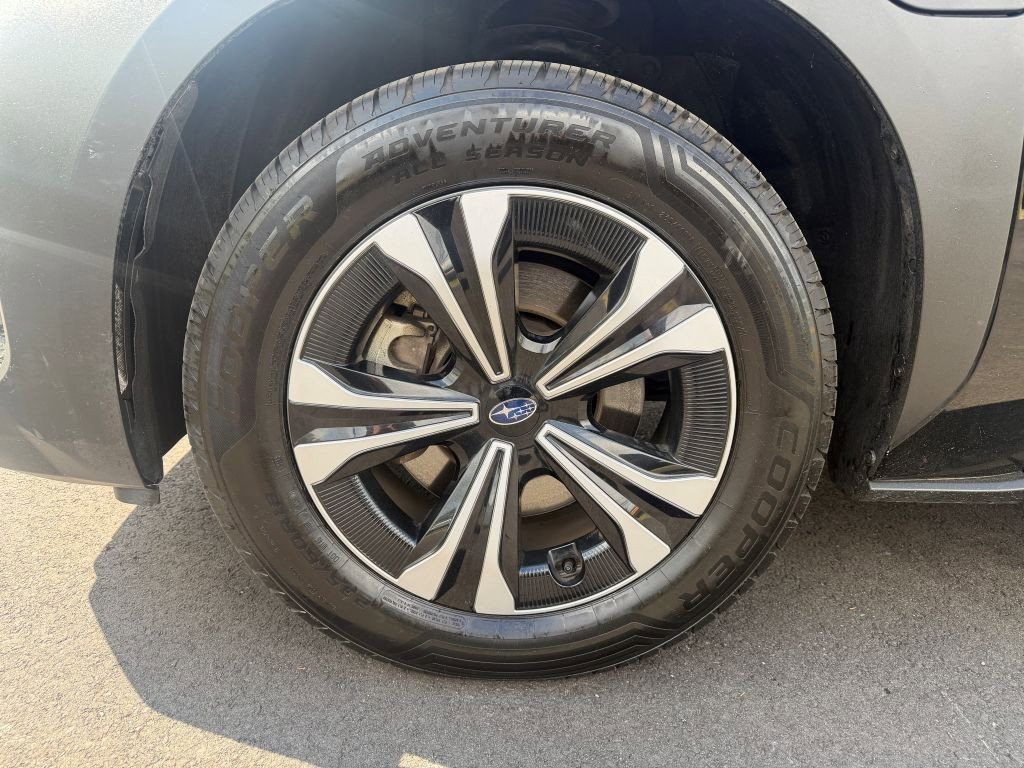 Used 2023 Subaru Solterra AWD image 7