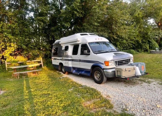 Used 2003 Ford E-350 and Econoline 350 Super Duty RWD image 37
