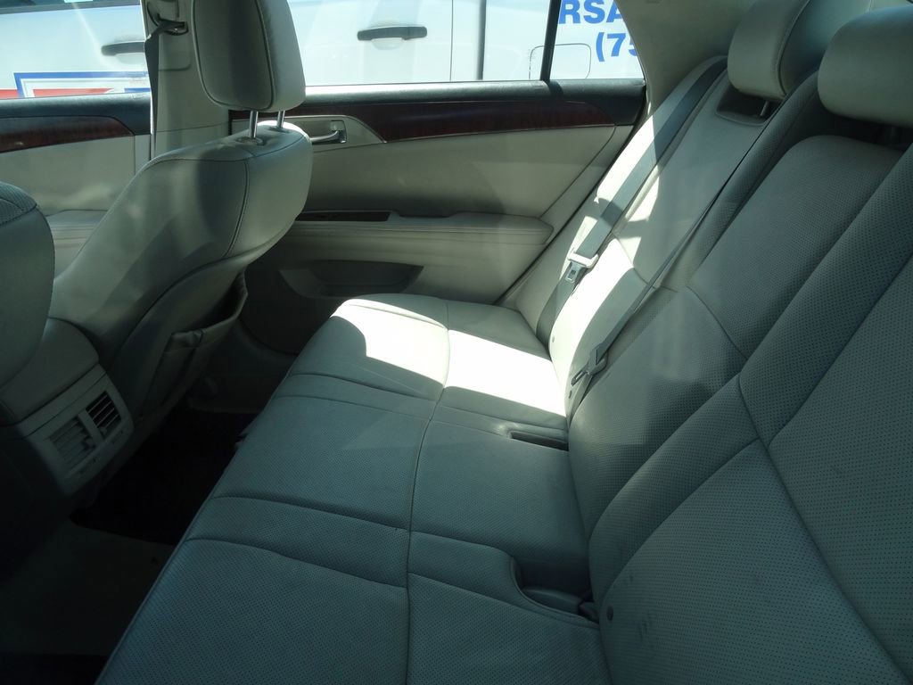 Used 2011 Toyota Avalon Limited image 5