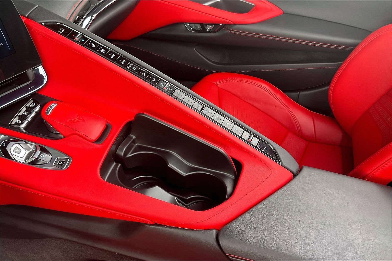 Used 2024 Chevrolet Corvette Stingray Preferred Conv w/ Stealth Interior Trim Package RWD image 16