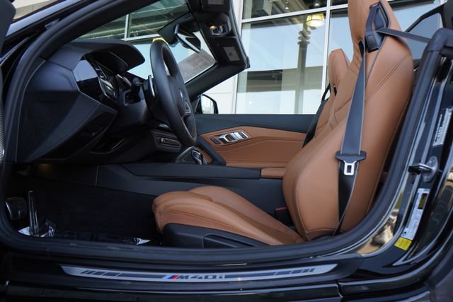 Used 2023 BMW Z4 M40i w/ Premium Package RWD image 33