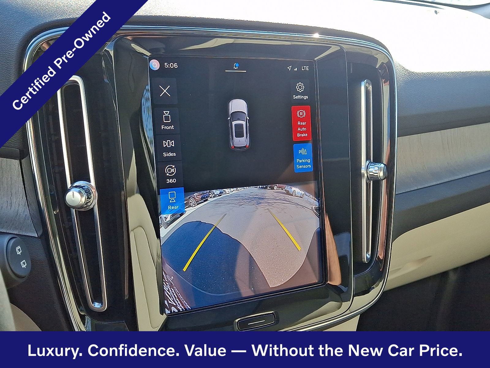 Certified 2023 Volvo XC40 B5 Plus w/ Protection Package Premier image 19