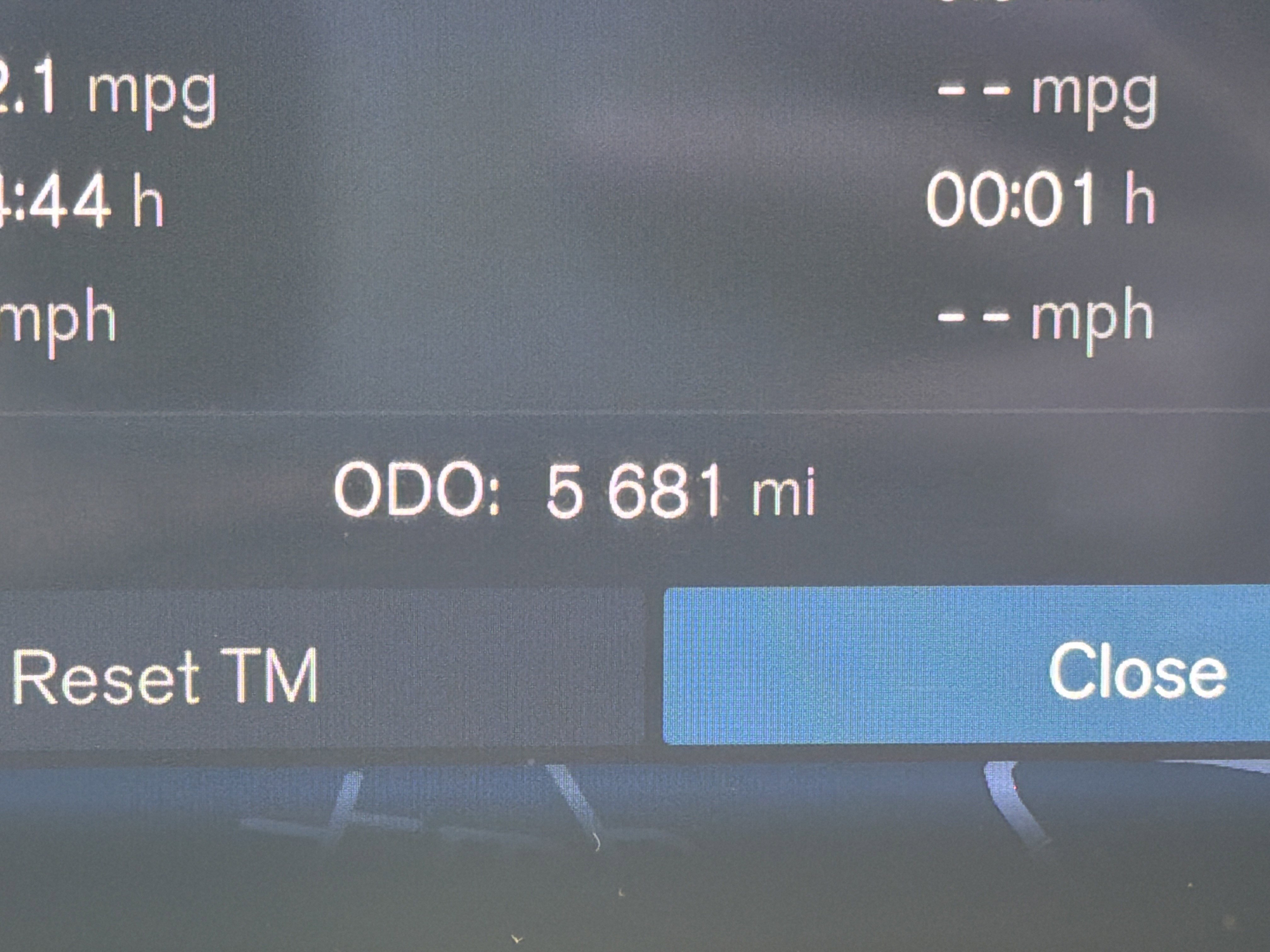 Certified 2025 Volvo XC40 B5 Core w/ Protection Package Premier image 22