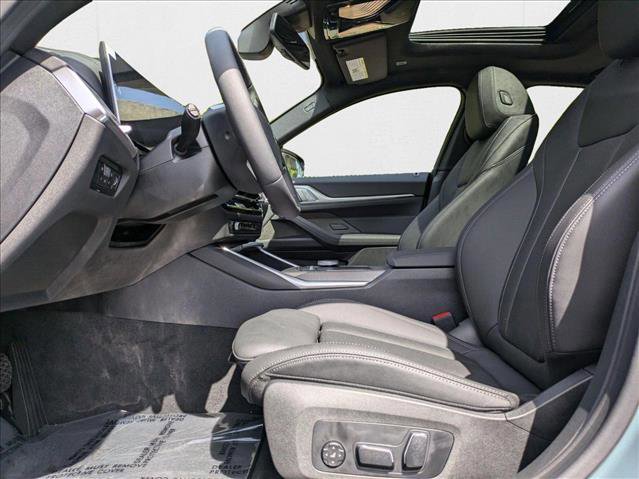 Used 2025 BMW i4 eDrive40 w/ Premium Package image 4