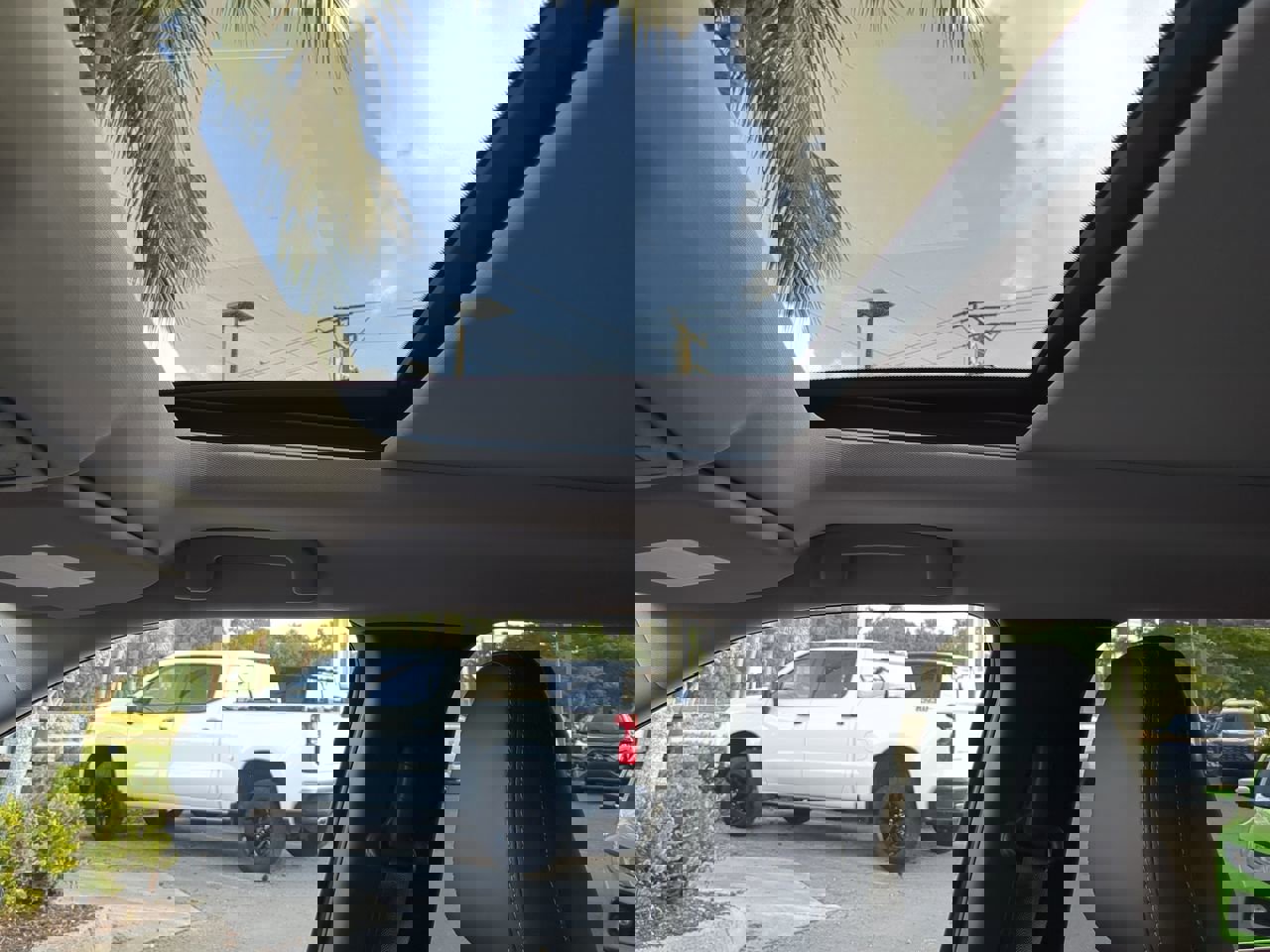 Used 2024 Mitsubishi Outlander SE Black Edition image 21