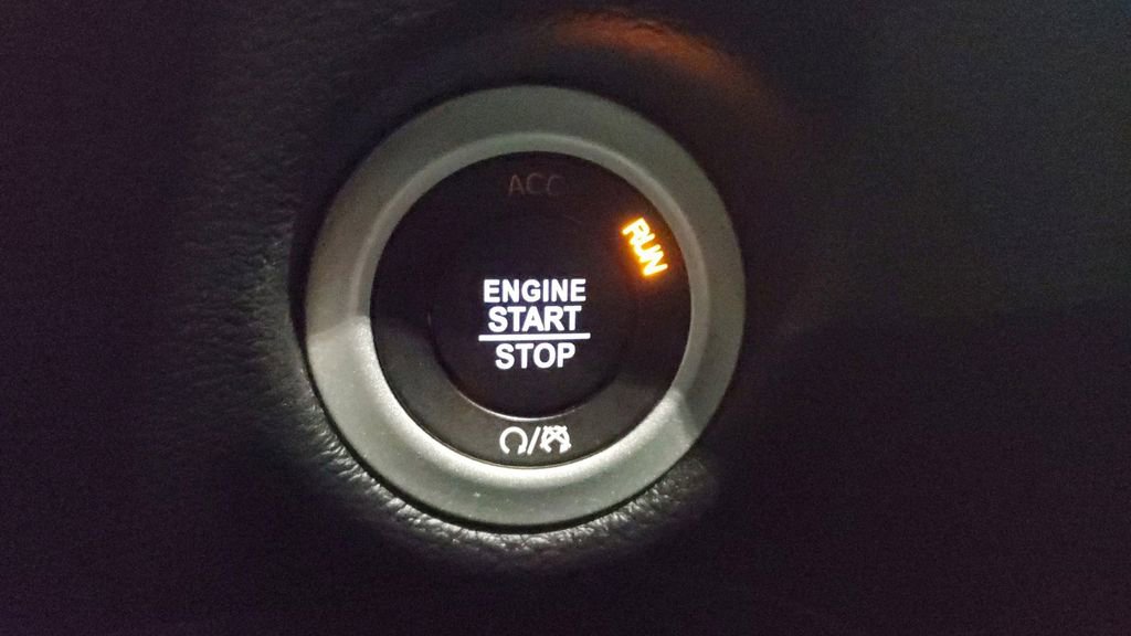 Used 2025 Chrysler Voyager LX image 26