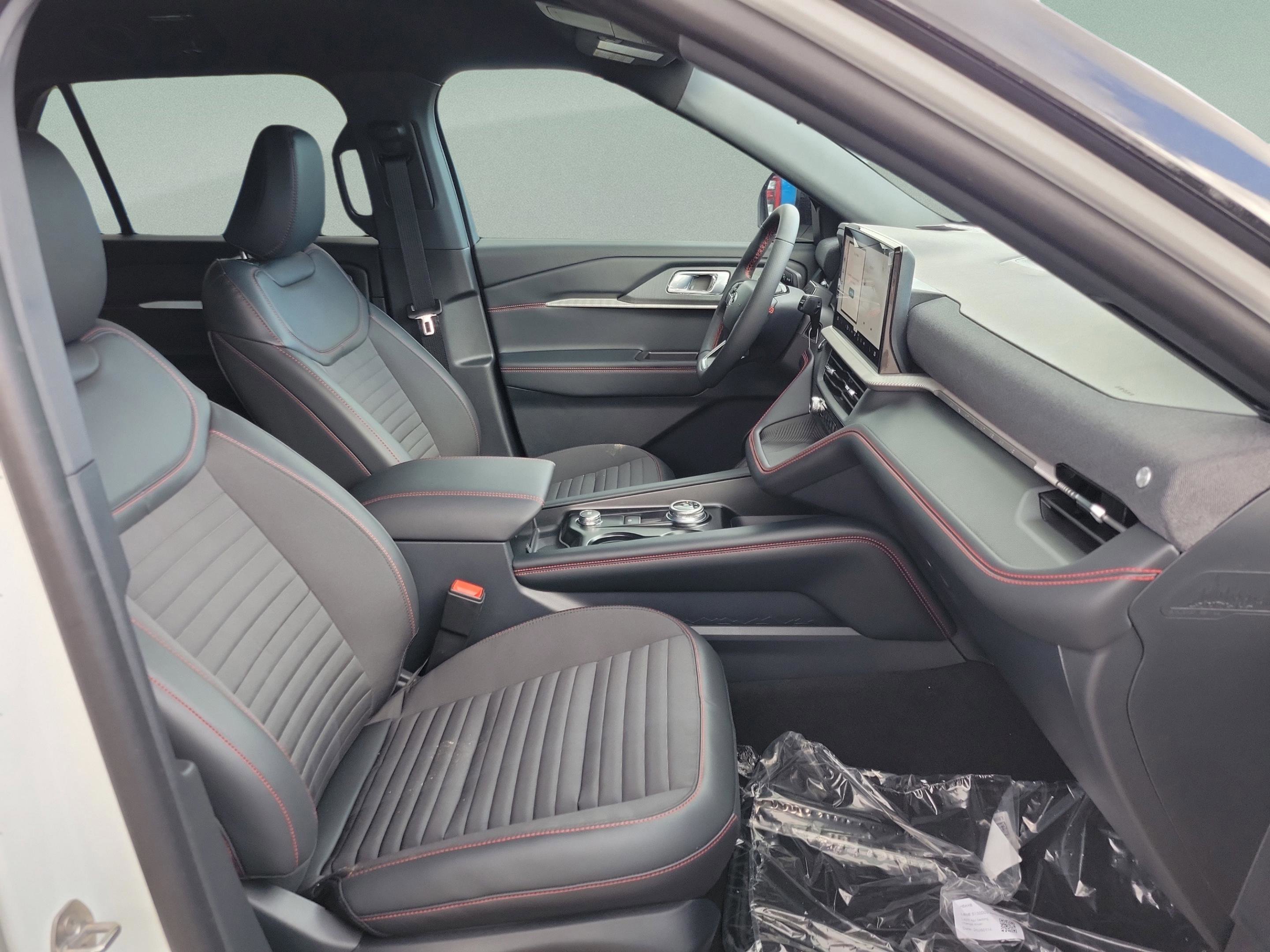 New 2026 Ford Explorer ST-Line RWD image 31