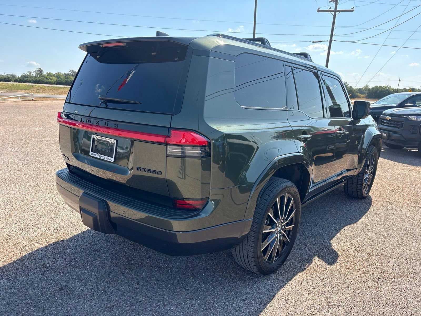 Used 2024 Lexus GX 550 w/ Accessory Package (2T) AWD/4WD image 6