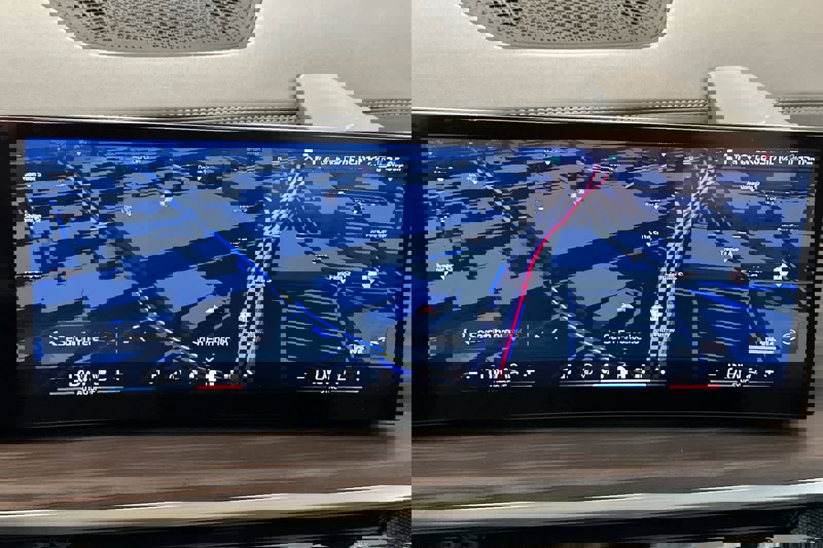 Used 2026 BMW X7 xDrive40i w/ M Sport Package image 19