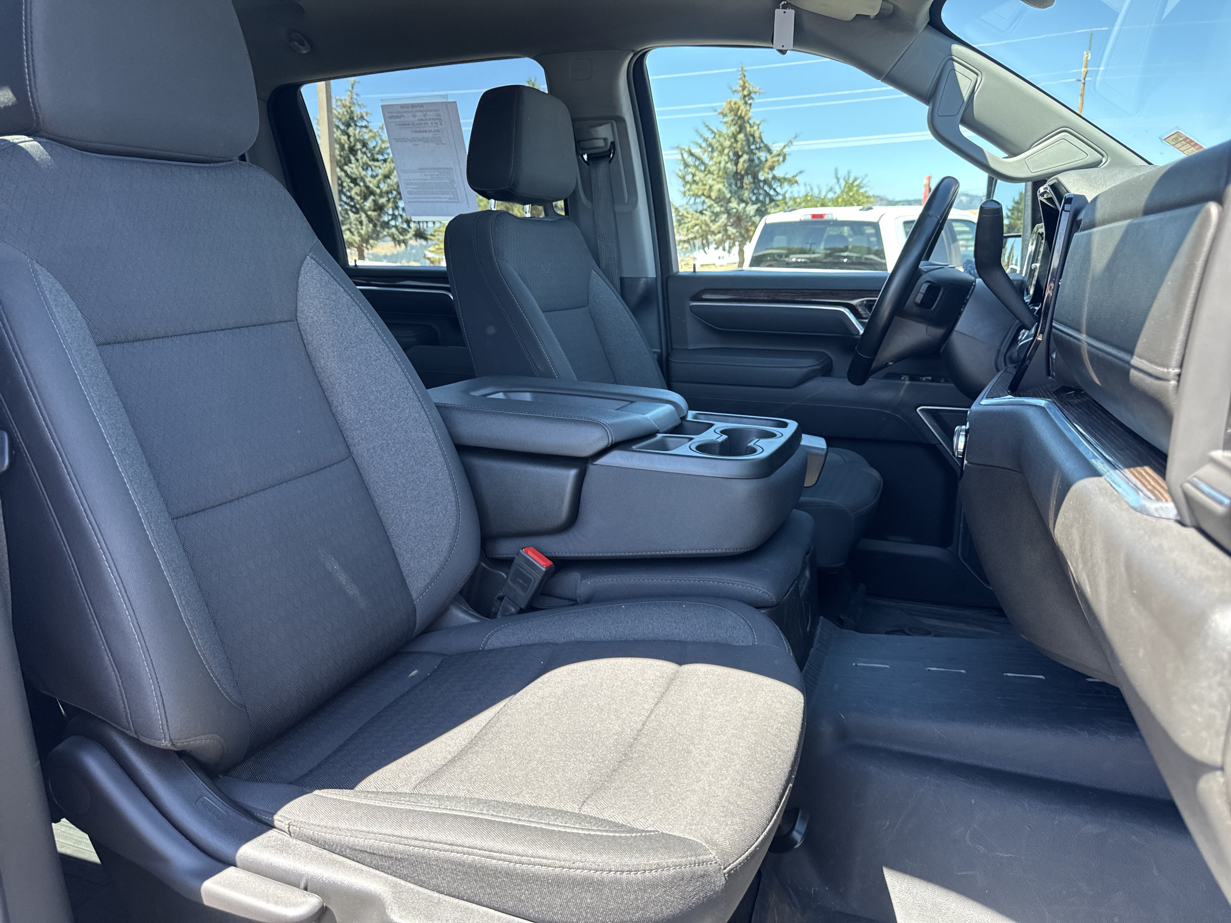 Used 2025 GMC Sierra 3500 SLE AWD/4WD image 29