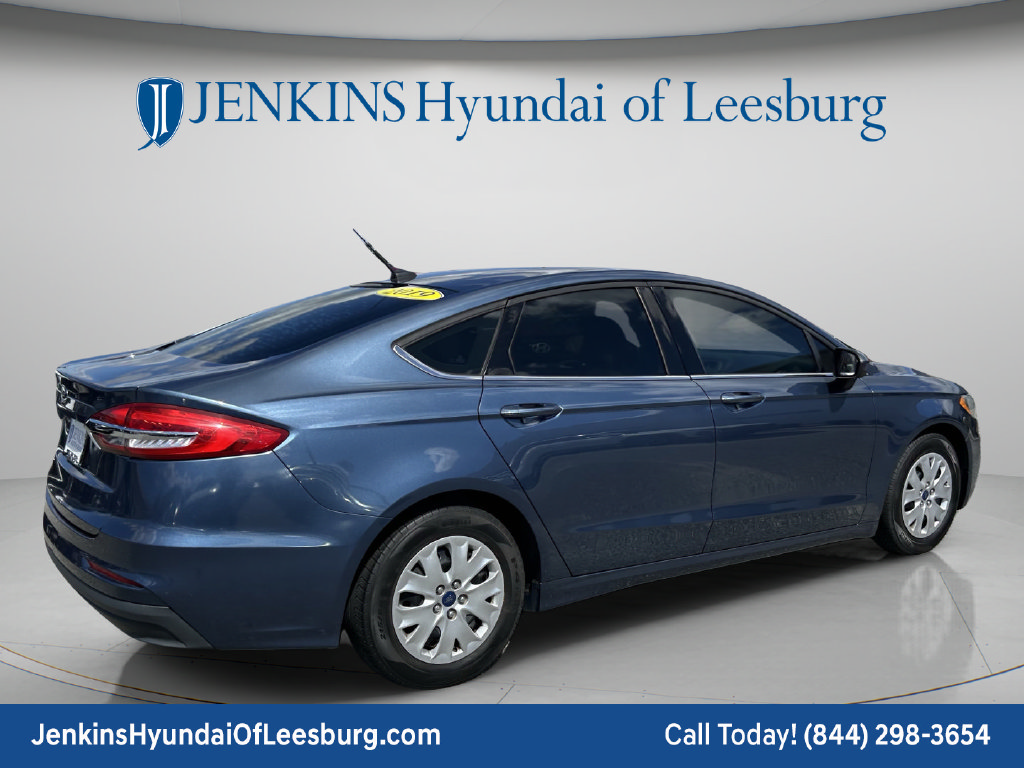 Used 2019 Ford Fusion S FWD image 5