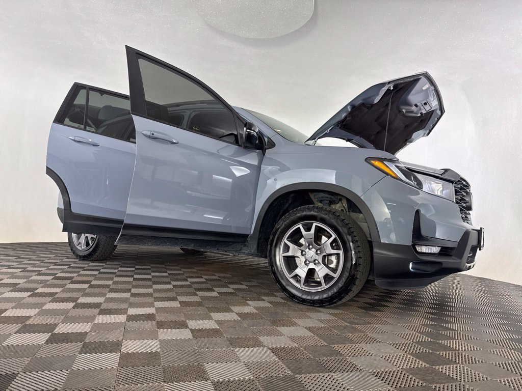 Used 2024 Honda Passport TrailSport image 19