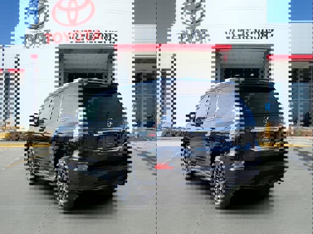 Used 2020 Lexus GX 460 Premium image 3