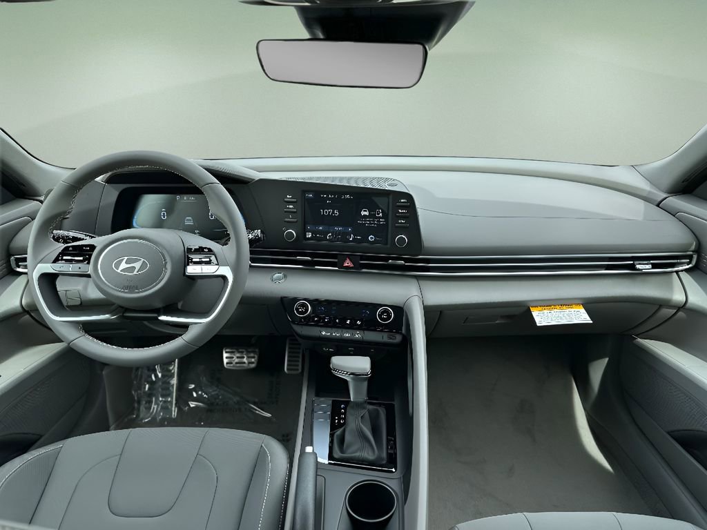 New 2025 Hyundai Elantra Sport image 9