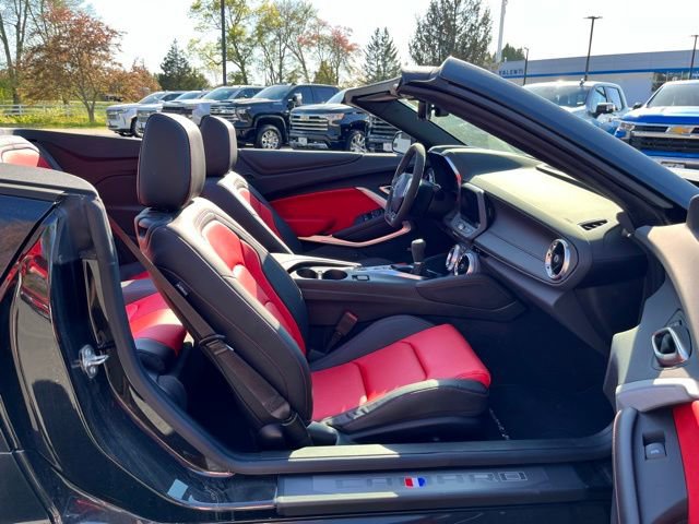 Used 2024 Chevrolet Camaro LT image 21