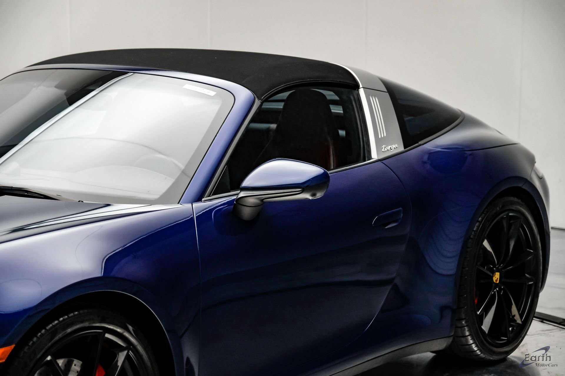 Used 2024 Porsche 911 Targa 4S image 32