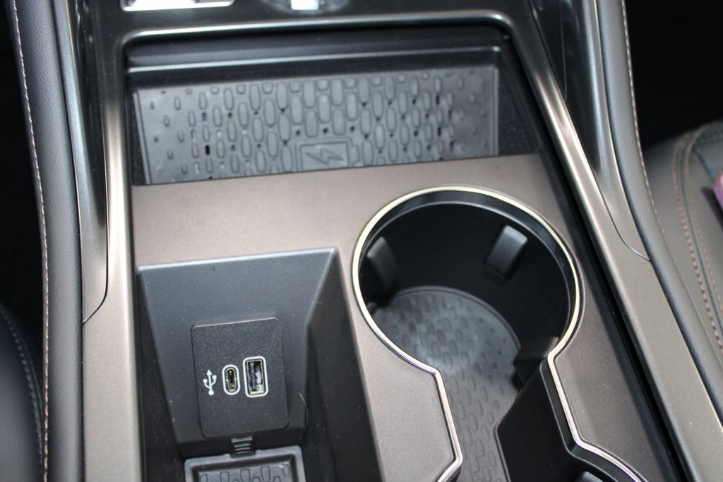 New 2026 Lincoln Nautilus Reserve w/ Jet Appearance Package image 46