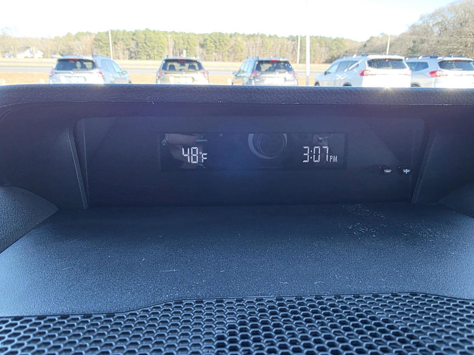 Used 2021 Subaru Ascent Premium w/ Convenience Package image 21