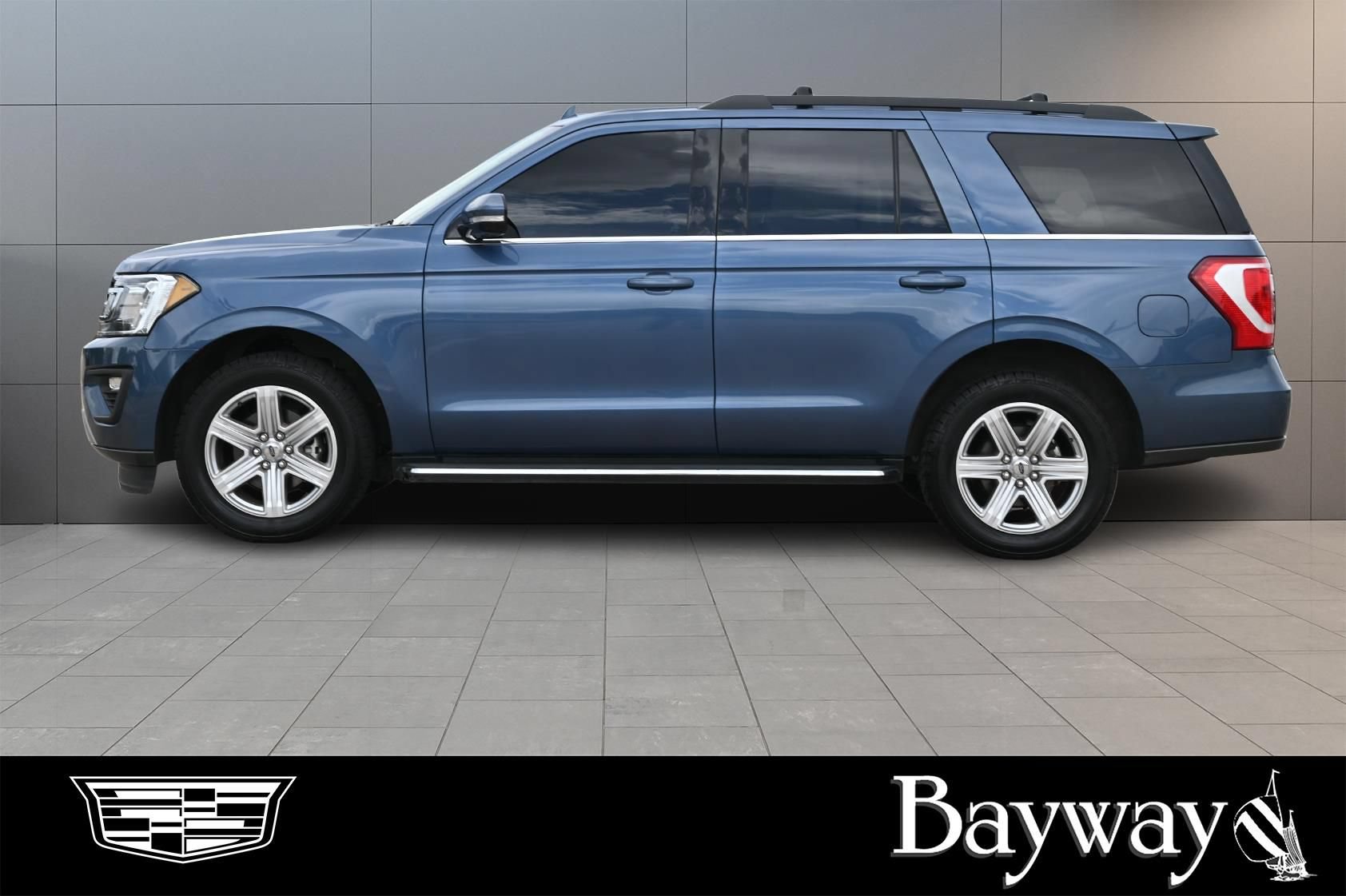 Used 2020 Ford Expedition XLT w/ Equipment Group 202A AWD/4WD image 5