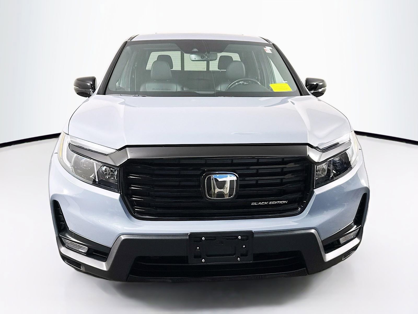 Used 2023 Honda Ridgeline Black Edition image 2