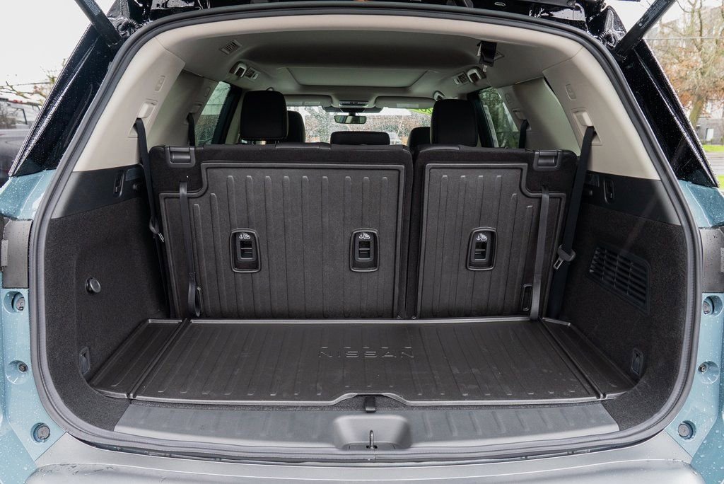 New 2026 Nissan Pathfinder Platinum AWD/4WD image 8