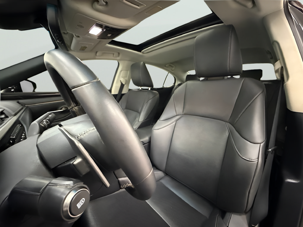 Used 2021 Lexus ES 350 w/ Premium Package FWD image 11