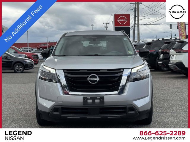 Used 2024 Nissan Pathfinder S AWD/4WD image 2