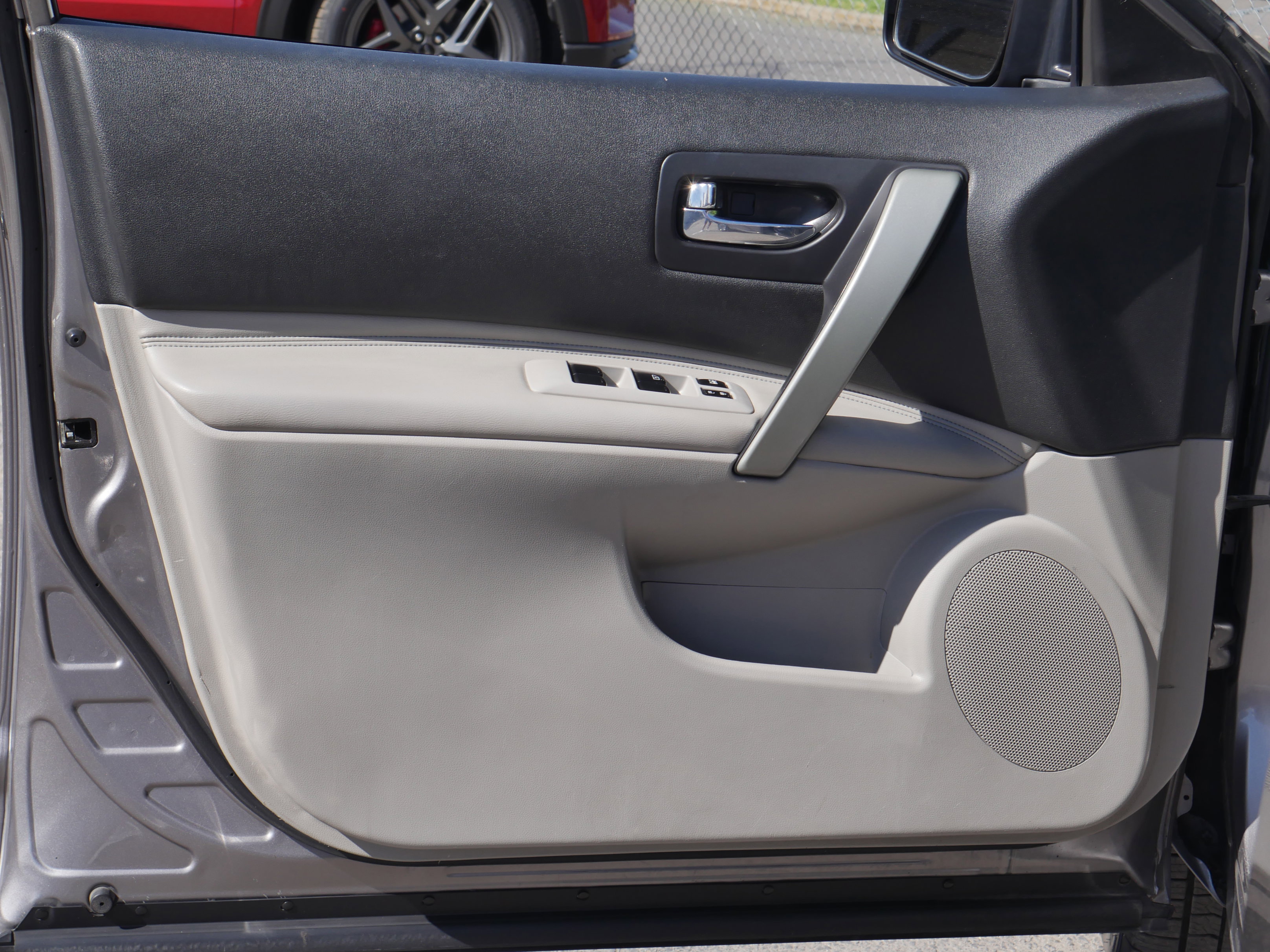 Used 2012 Nissan Rogue SL AWD/4WD image 30