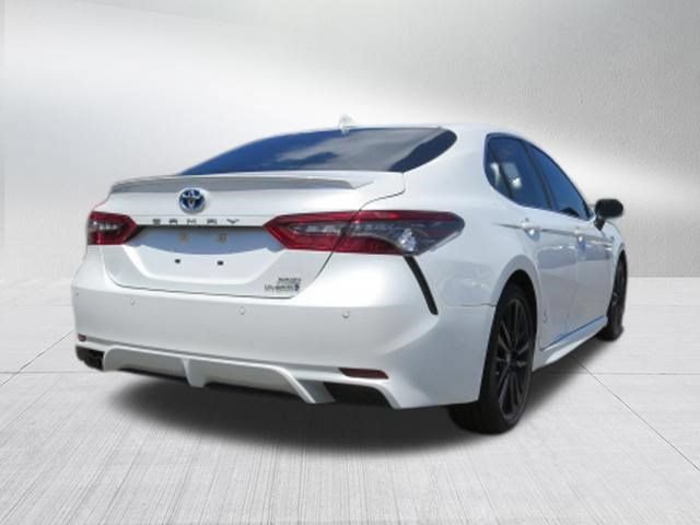 Used 2021 Toyota Camry XSE w/ Navigation Upgrade Package FWD image 3