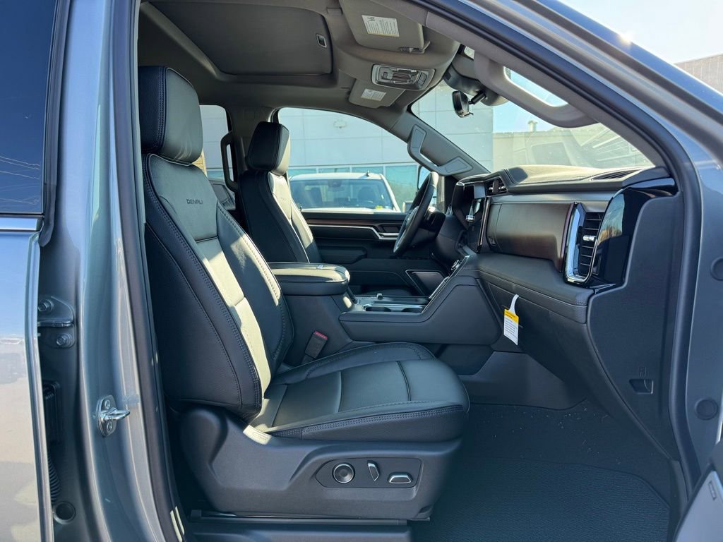 New 2026 GMC Sierra 2500 Denali w/ Denali Reserve Package image 22