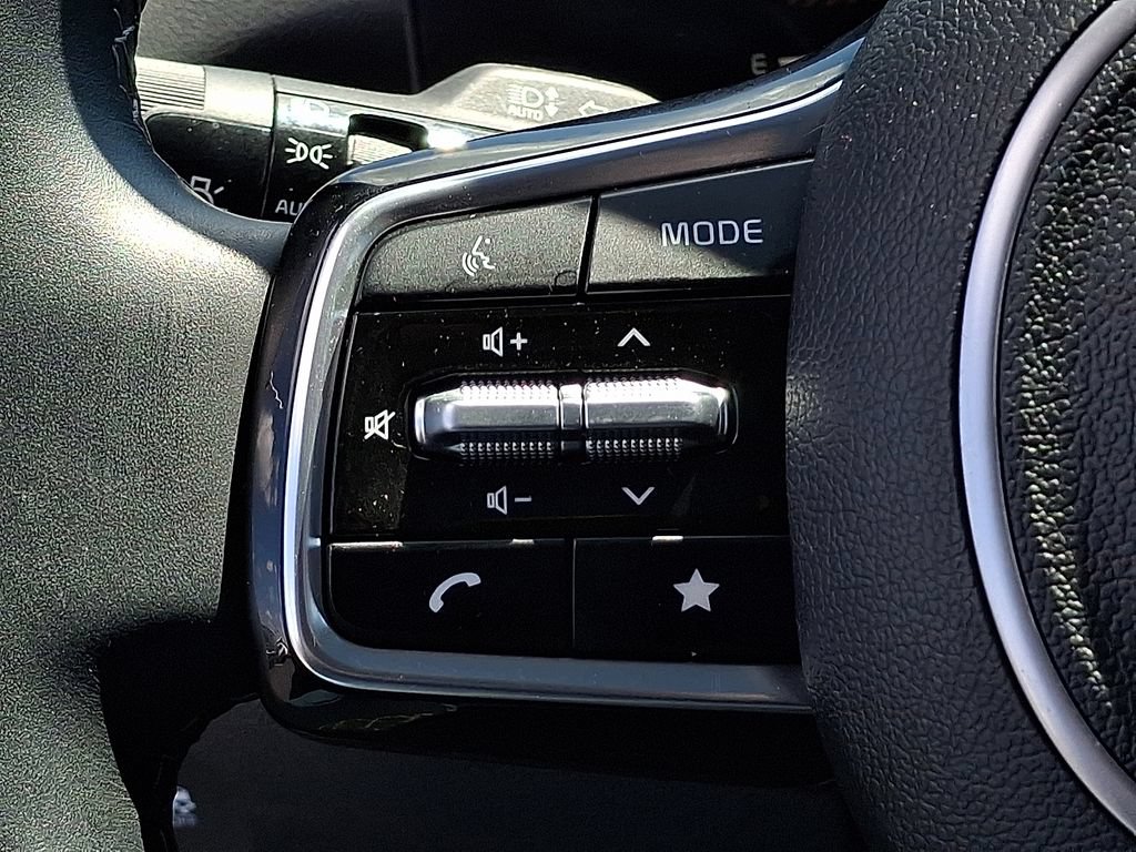 Certified 2024 Kia Sorento X-Line EX AWD/4WD image 17