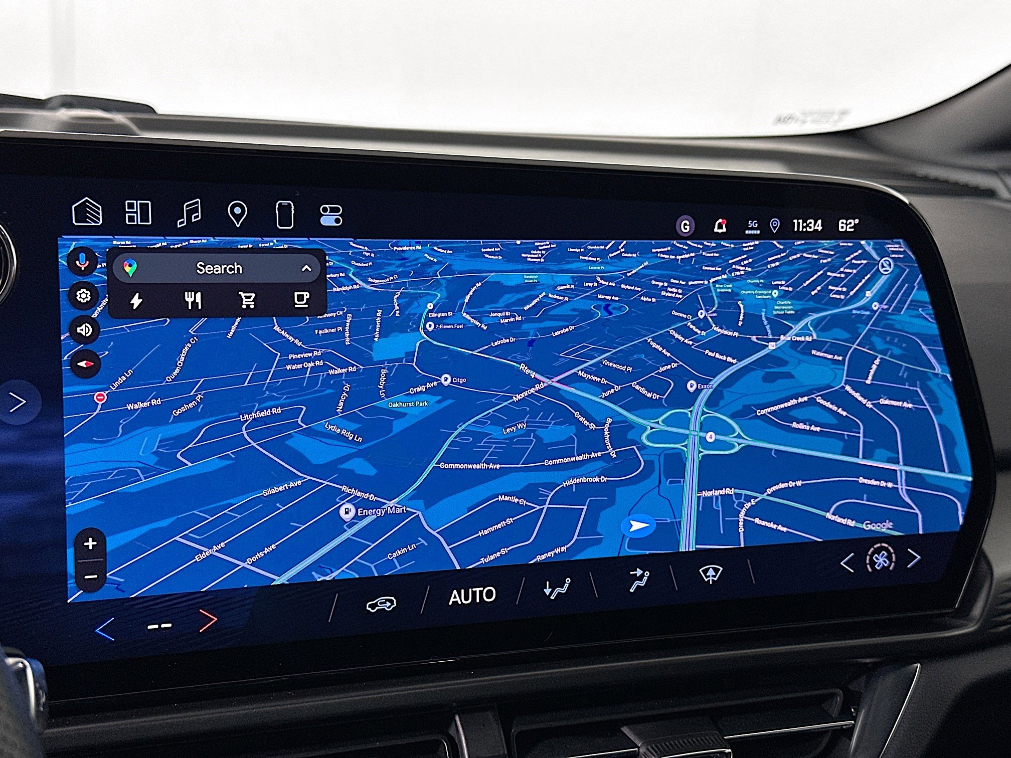 Used 2025 Chevrolet Equinox EV LT image 22