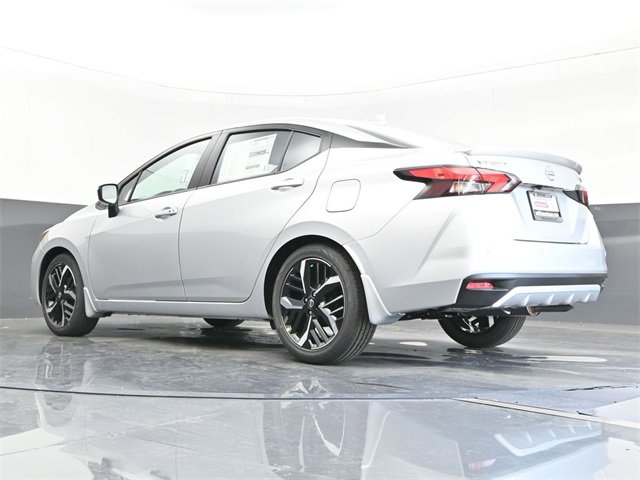 New 2025 Nissan Versa SR w/ Trunk Package image 22