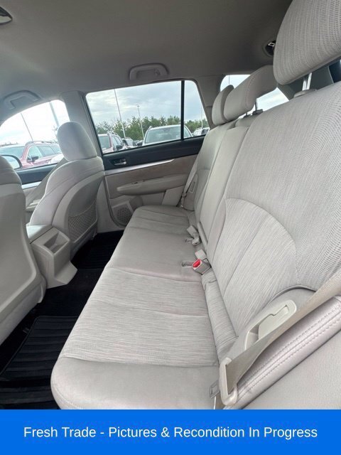 Used 2014 Subaru Outback 2.5i Premium AWD/4WD image 17