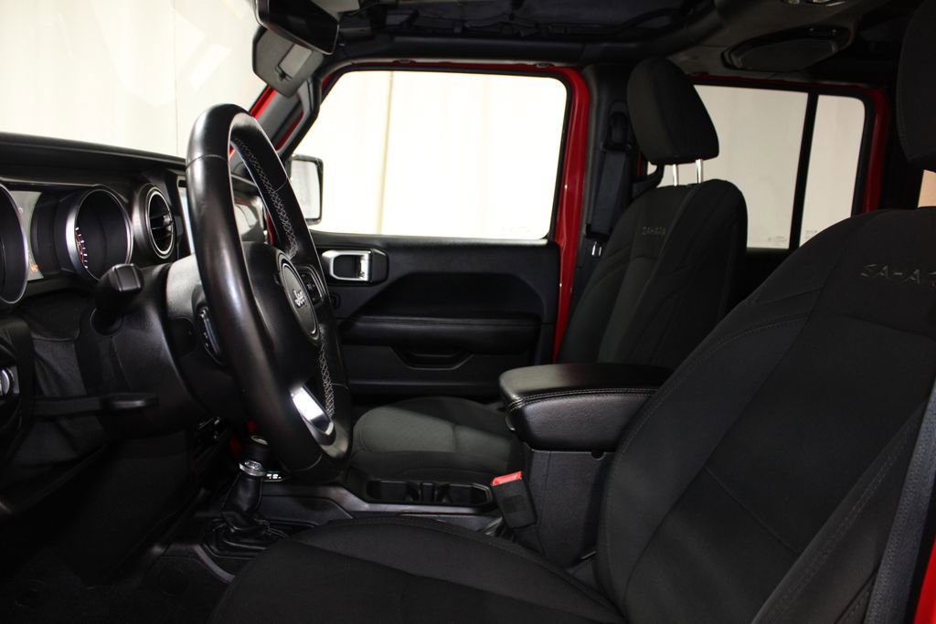 Used 2018 Jeep Wrangler Unlimited Sahara image 18