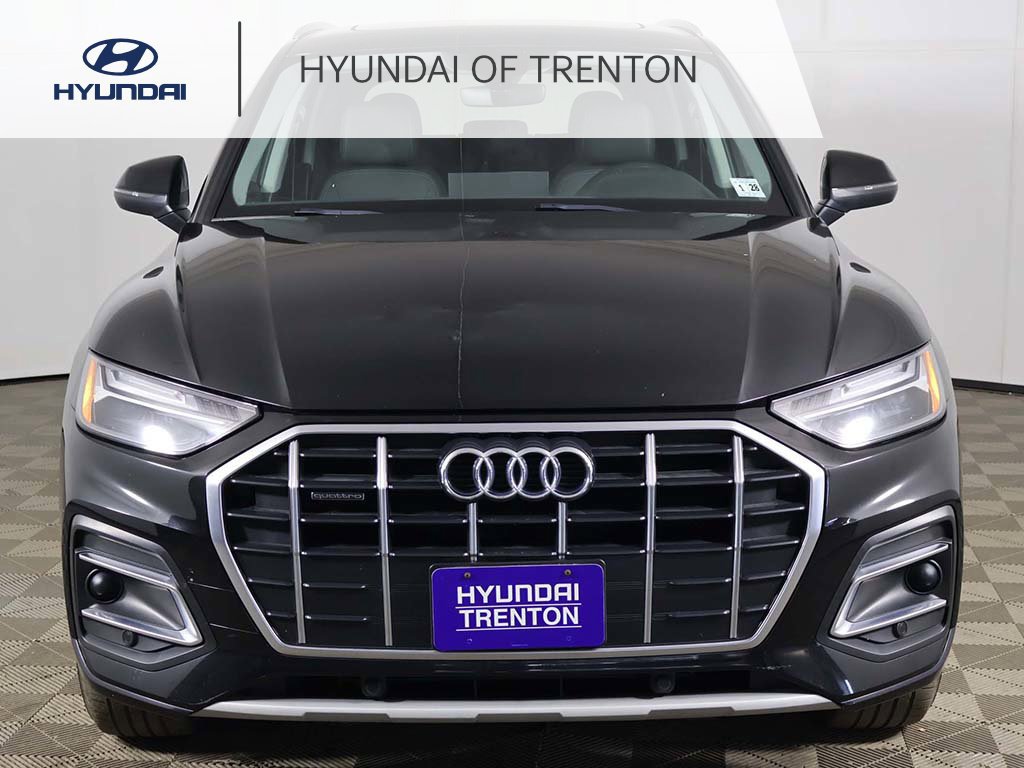 Used 2023 Audi Q5 2.0T Premium w/ Convenience Package AWD/4WD image 11
