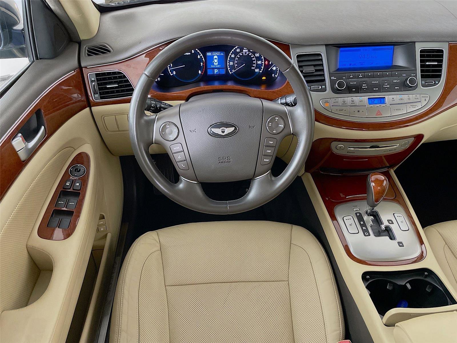 Used 2012 Hyundai Genesis 3.8 image 24