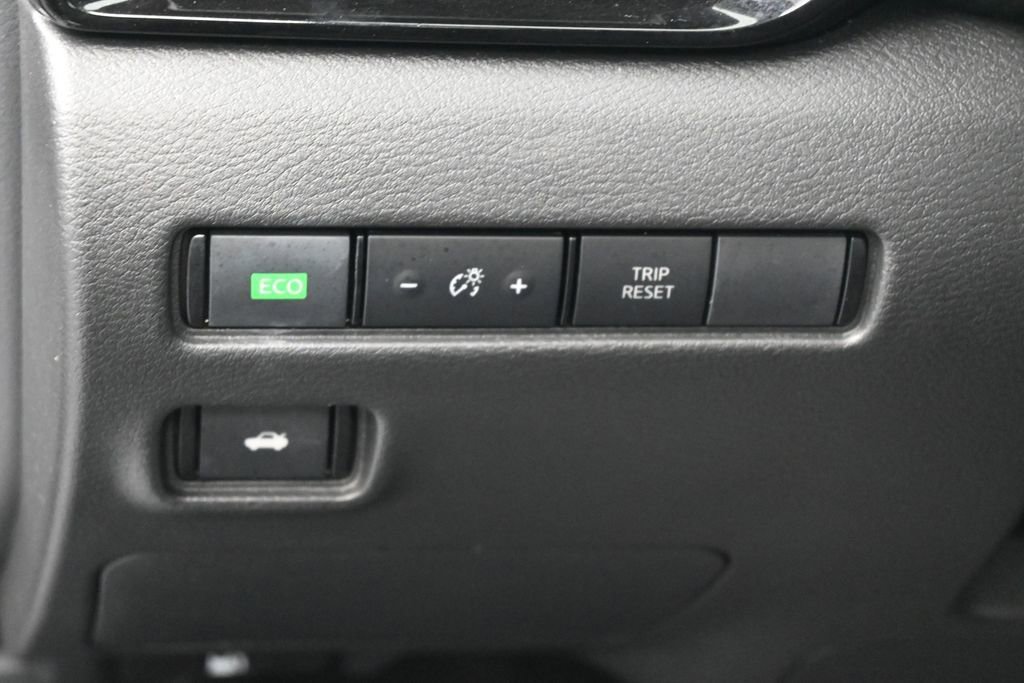 Used 2022 Nissan Sentra SV FWD image 15