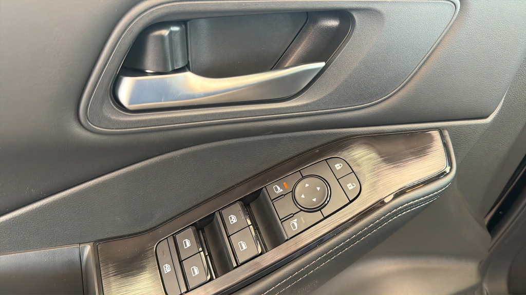 New 2026 Nissan Rogue SV FWD image 19