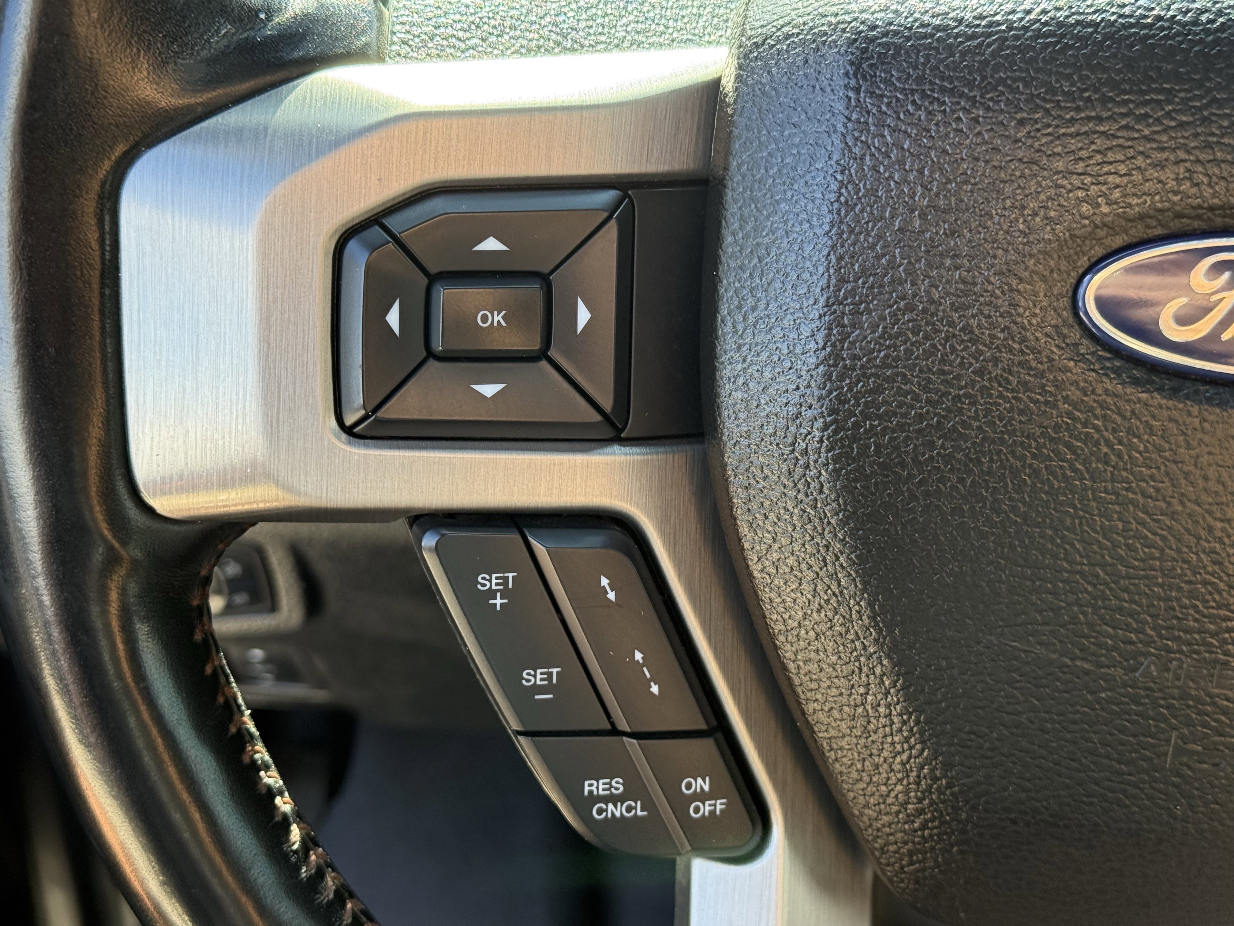 Used 2021 Ford F250 Platinum w/ FX4 Off-Road Package image 16