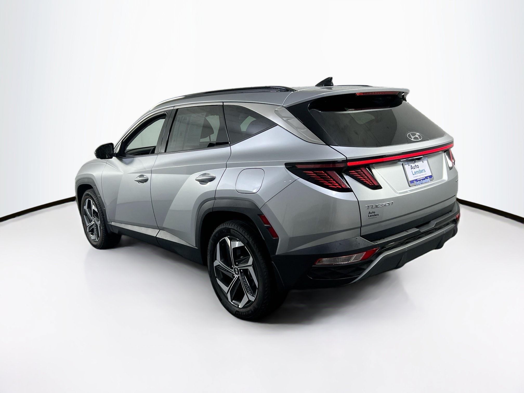 Used 2023 Hyundai Tucson Limited w/ Cargo Package AWD/4WD image 7