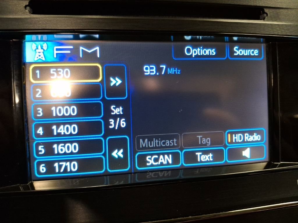 Used 2014 Toyota Avalon XLE Touring image 24