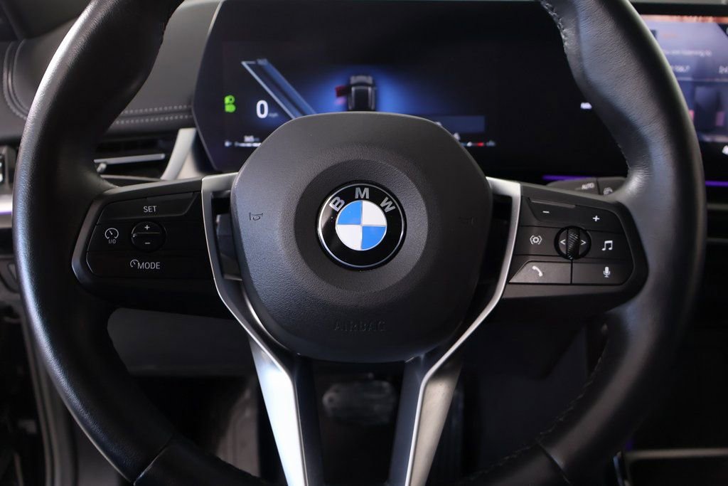 Used 2025 BMW X1 xDrive28i image 3