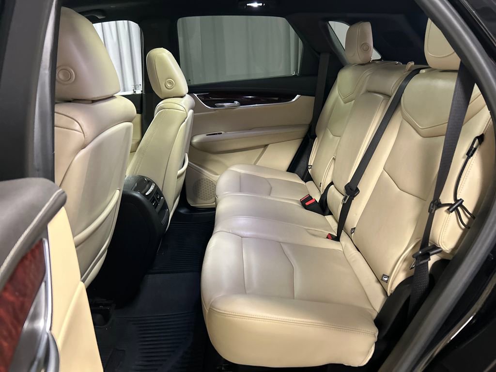 Used 2019 Cadillac XT5 Premium Luxury AWD/4WD image 22